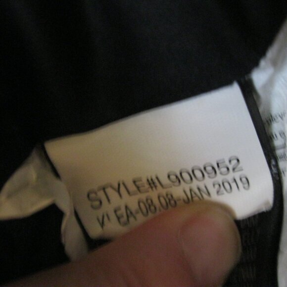 Women's Marmot Viansa jacket in Navy - Medium - Picture 9 of 12